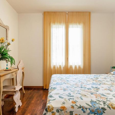 Villa Diletta B&B Форте дей Марми Екстериор снимка