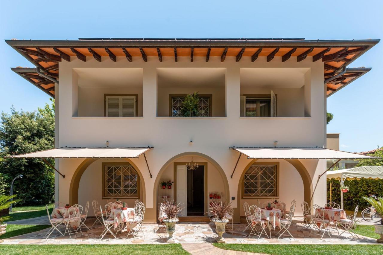 Villa Diletta B&B Форте дей Марми Екстериор снимка