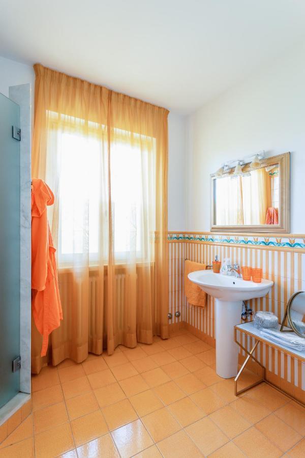 Villa Diletta B&B Форте дей Марми Екстериор снимка