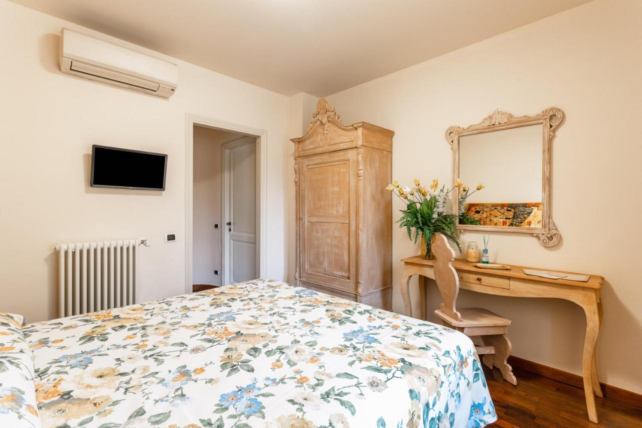 Villa Diletta B&B Форте дей Марми Екстериор снимка