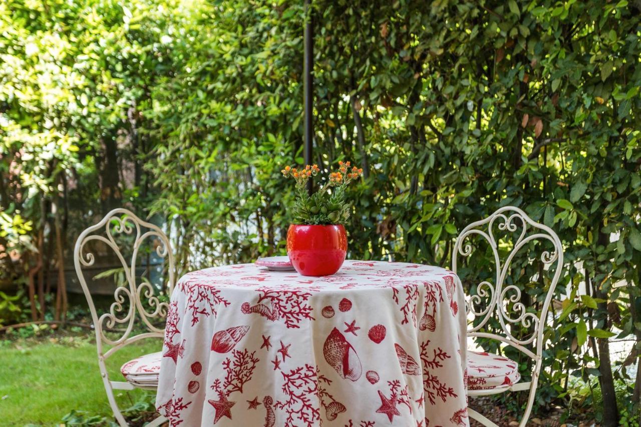 Villa Diletta B&B Форте дей Марми Екстериор снимка