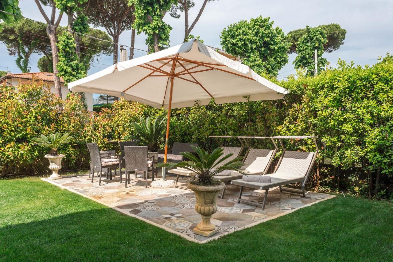 Villa Diletta B&B Форте дей Марми Екстериор снимка